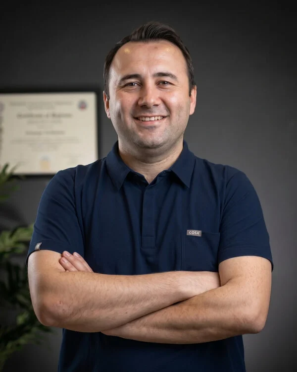 Dt. Meriç Kaan Kuğu
